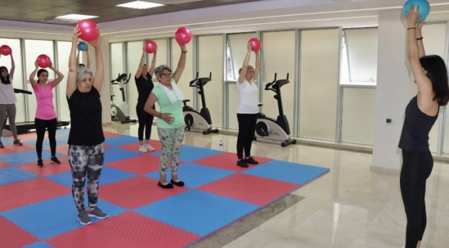 Kuruçeşme'de kadınlar stresi sporla atıyor