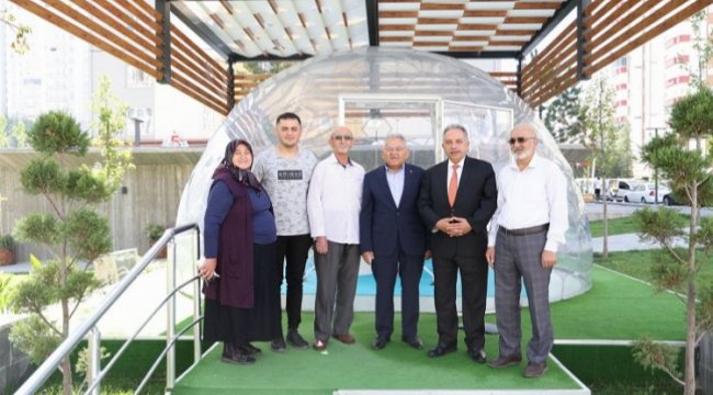 Memduh Büyükkılıç'tan 'Şeffaf Oda' ziyareti
