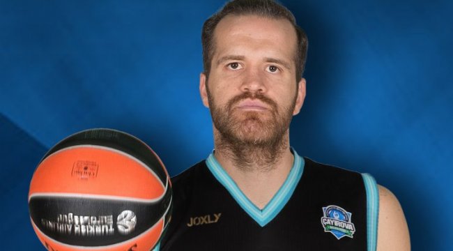 Milli basketbolcu Savaş Çayırova’da!