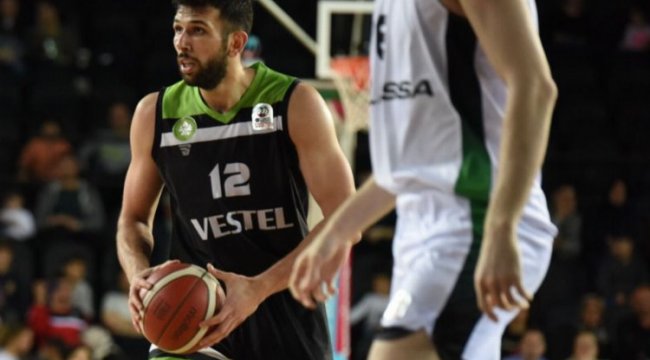 Potanın Tarzanları'nda Birer'le sözleşme tazelendi