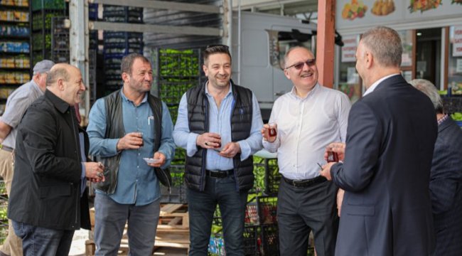 Sivas'ta Hal esnafından Başkan Bilgin'e teşekkür
