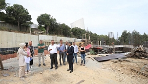 Vali Canbolat Celal Bayar Müzesi'nde incelemelerde bulundu 