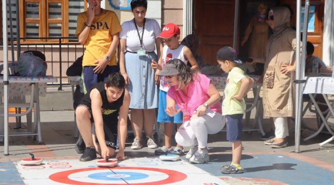 YADEV öğrencileri stres atıp gönüllerince eğlendi
