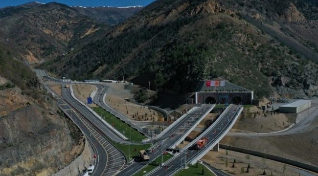 Yeni Zigana’dan 1.5 ayda 251 bin araç geçti