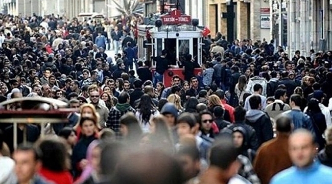 Yurt dışından Türkiye'ye 494 bin 52 kişi göç etti