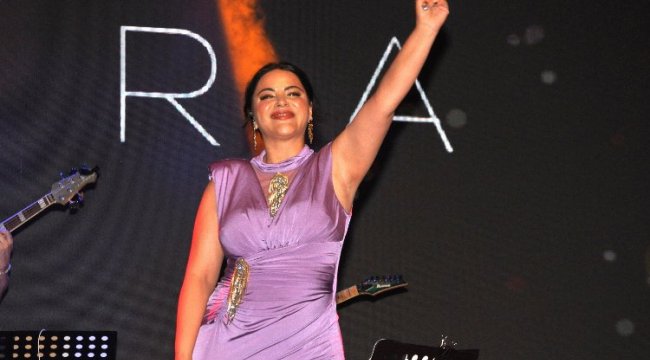 Zara'dan Bursa'da muhteşem konser