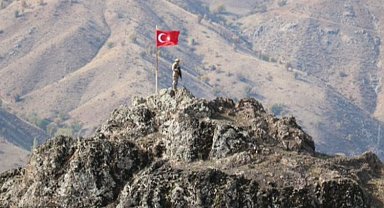 4 terörist daha iknayla teslim oldu