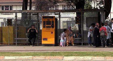 Bursa İnegöl'de duraklar akıllanıyor!