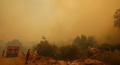 Çanakkale'de büyük yangın! Tahliyeler sürüyor!