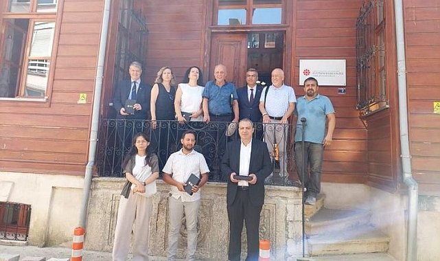 Edirne'de 11 gazeteciye kartları teslim edildi