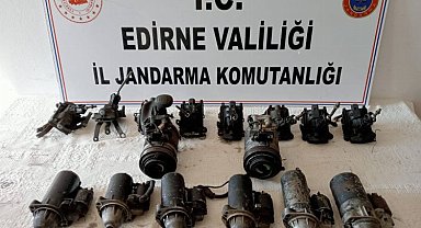 Edirne'de kaçak oto yedek parçalarına el kondu