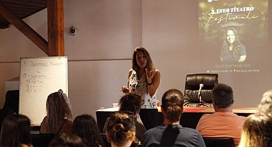 Efes'te perde 'Matruşka' ile kapandı