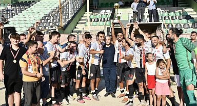 Futbolda Hasköyspor mahallelerin şampiyonu oldu