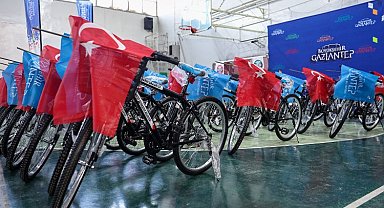 Gaziantep'te bakkal esnafa 'sepetli' destek