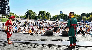 Hacivat Karagözlü sünnet şöleni