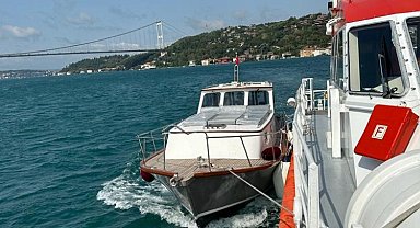 İstanbul açıklarında sürüklenen tekne kurtarıldı