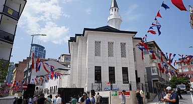 İstanbul Üsküdar'da çifte açılış