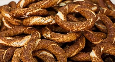 İYİ Partili Yokuş: Halk simit bile yiyemiyor!