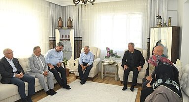 Kayseri protokolünden şehit ailesine ziyaret