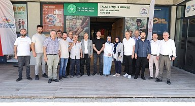 Kayseri Talas'ta esnaf buluşmaları sürüyor
