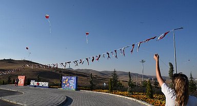 Konya Selçuklu semaları uçurtmalarla renklendi