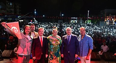 Manisa'da İzel-Çelik-Ercan'la nostalji rüzgarı