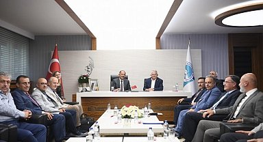 Mehmet Özhaseki'den Kayseri belediyelerine övgü