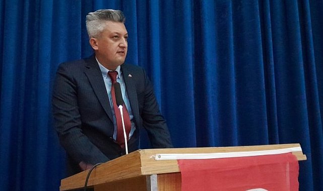 MHP Pazaryeri'nde bayrak değişimi