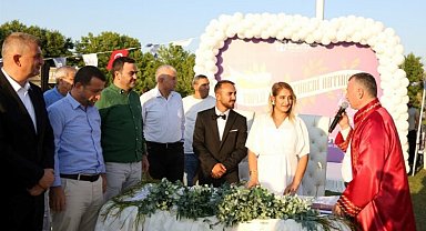 Roman gençlerden Başkan'a... Teşekkürler Tahir Baba