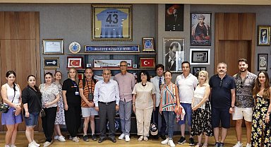 Sanatçılardan Başkan Işık'a ziyaret