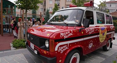 Süperbüs çocukların ilgi odağı oldu