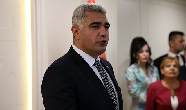 Yeni Düzce valisi görevine başladı