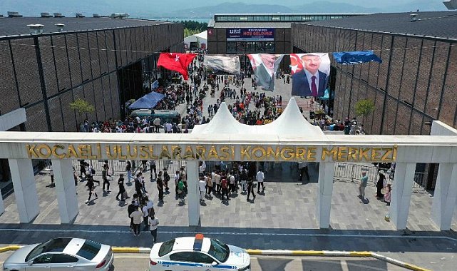 13. Kocaeli Kitap Fuarı heyecanı başladı