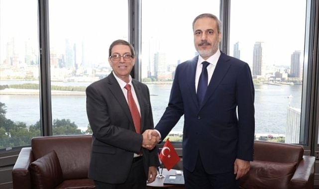Bakan Fidan'ın diploması trafiği