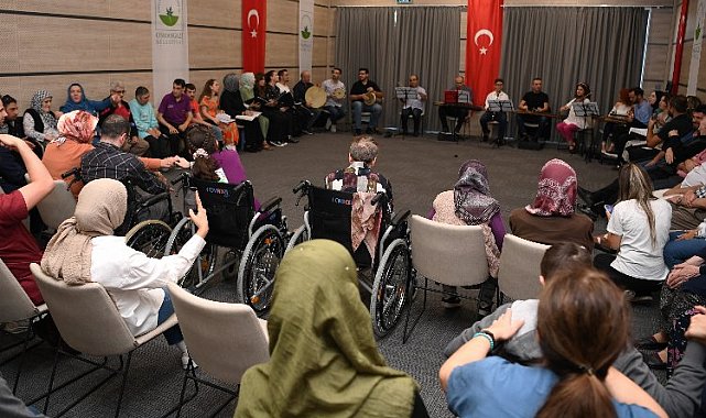 Bursa Osmangazi'de Alzheimer hastaları için anlamlı etkinlik
