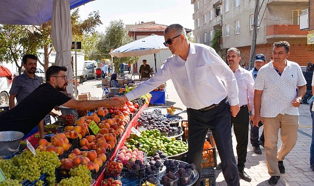 Karacabeyliler yeni semt pazarından memnun