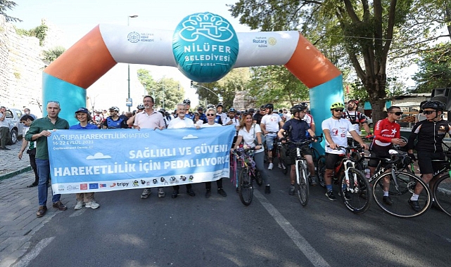 Cumhuriyet için Tophane'den Mudanya'ya pedalladılar