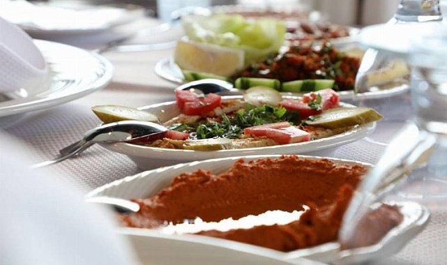 Depremde kullanılamaz hale gelen Hatay Gastronomi Evi yeniden açıldı