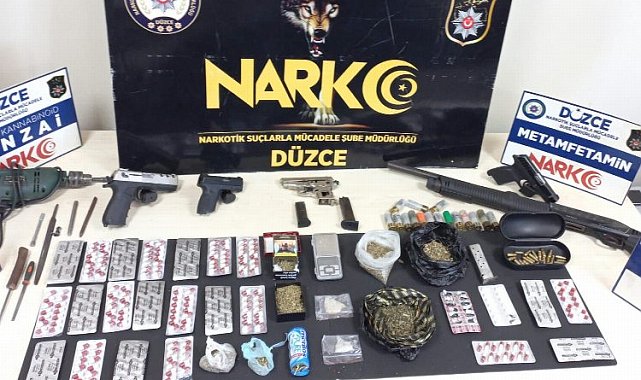 Düzce'de 8 ayrı adrese eş zamanlı NARKO operasyon