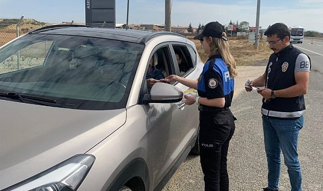 Keşan'da trafik ve araç güvenliği konulu broşür dağıtıldı