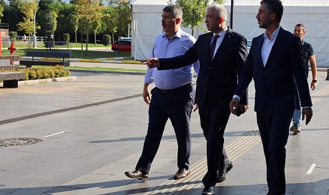 Kocaeli'nde 10 bin metrekarelik dev çadır tamam