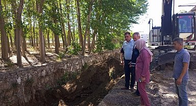 Manisa Kula'da dere temizlikleri sürüyor