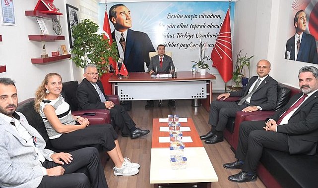 Memduh Büyükkılıç'tan muhalefete nezaket ziyareti