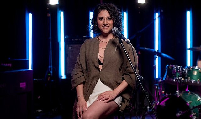 Merve Yılmaz'dan iki farklı 'YETER'