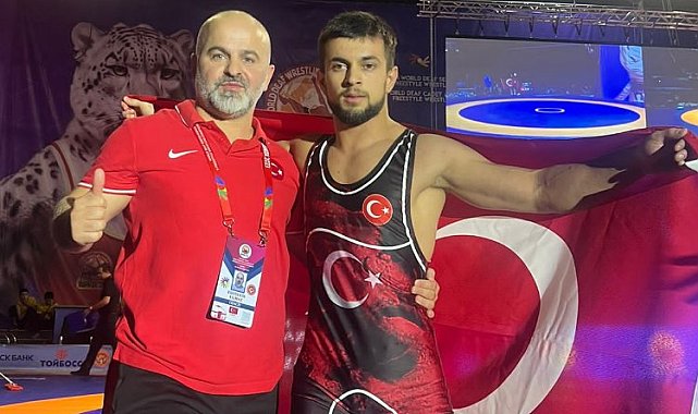 Sakaryalı güreşçi dünya şampiyonu oldu