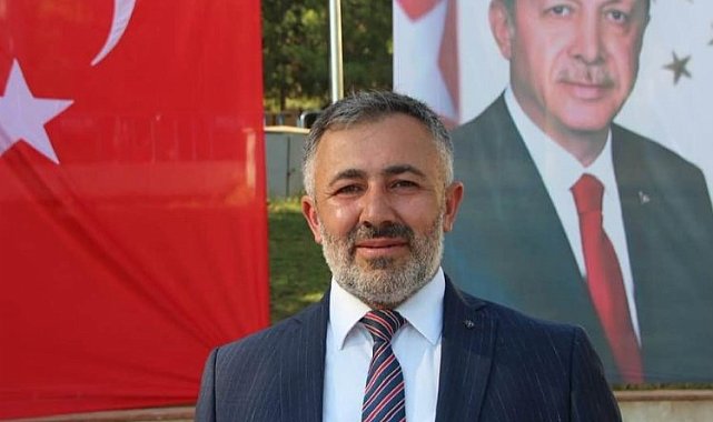 Seçimlerde yolları aşındıran siyasiler il ve ilçelerin gurur günlerini mesajla geçiştirdi!