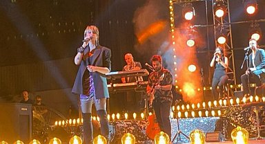 Sıla'dan Bursa'da duygulandıran konser