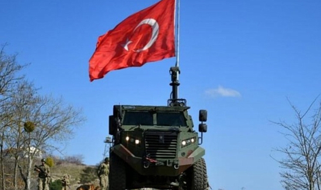 Sınırda 13'ü FETÖ'cü 18 kişi yakalandı