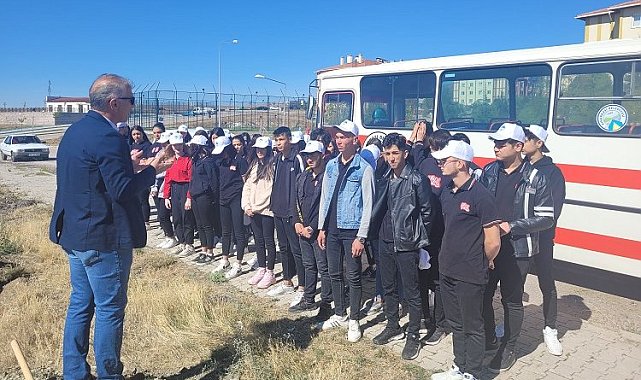 Türkiye Yüzyılı Ağaçlandırma çalışmaları ormana dönüşüyor