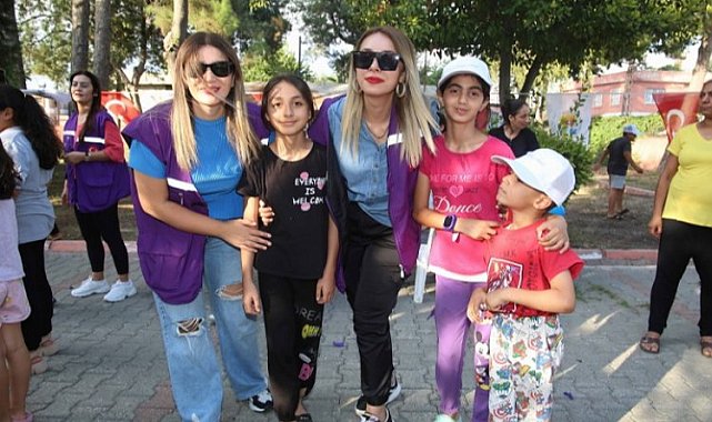 Adana'da Cumhuriyet'in 100'ncü yılı için Çocuk Panayırı